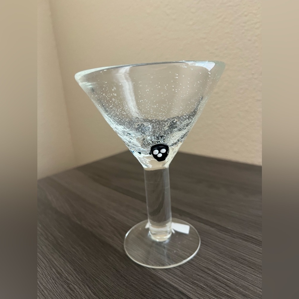 🌼 FINAL PRICE Halloween Bubble Icon Skull Martini Glass